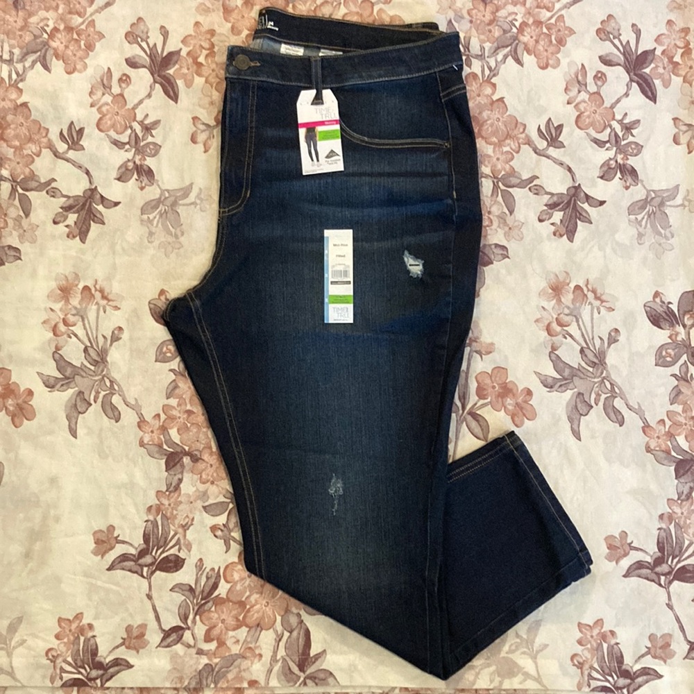 NWT Women's Skinny Jeans